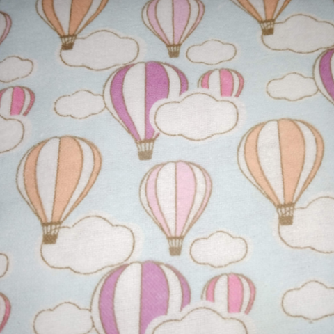 couverture pour bebe 100% coton à motifs de montgolfières roses et oranges Boutique Petite Canaille